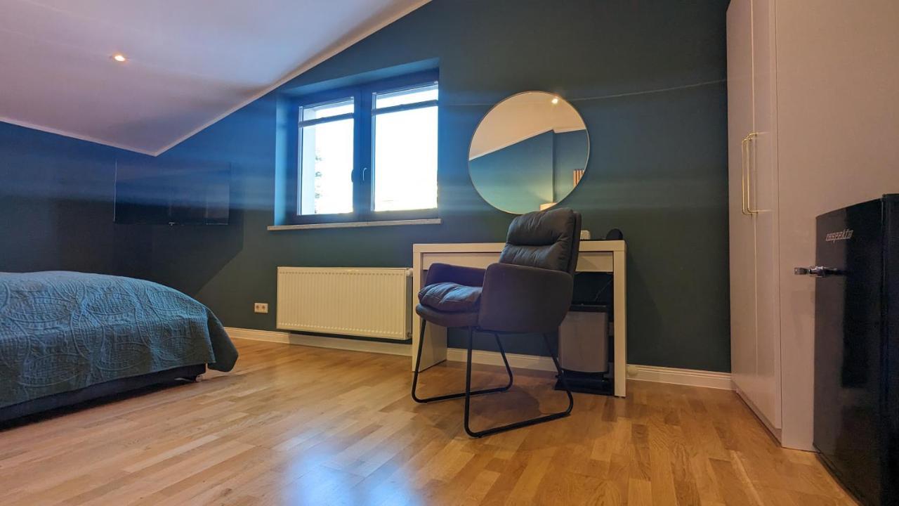 3 Rooms - Zimmervermietung Naehe Flughafen Ber - Gratis Wlan, Parken & Netflix Berlin Kültér fotó