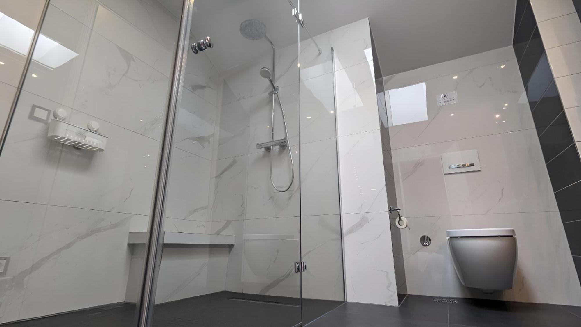 3 Rooms - Zimmervermietung Naehe Flughafen Ber - Gratis Wlan, Parken & Netflix Berlin Kültér fotó
